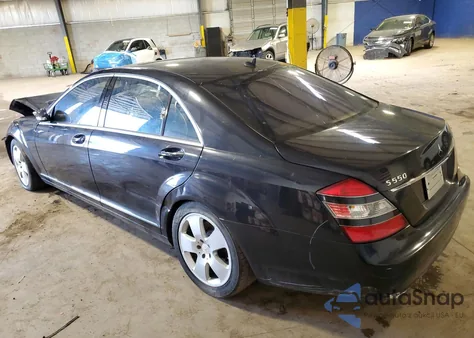 2008 Mercedes-Benz S 550 4Matic z USA, uszkodzony, nr VIN WDDNG86X48A194211